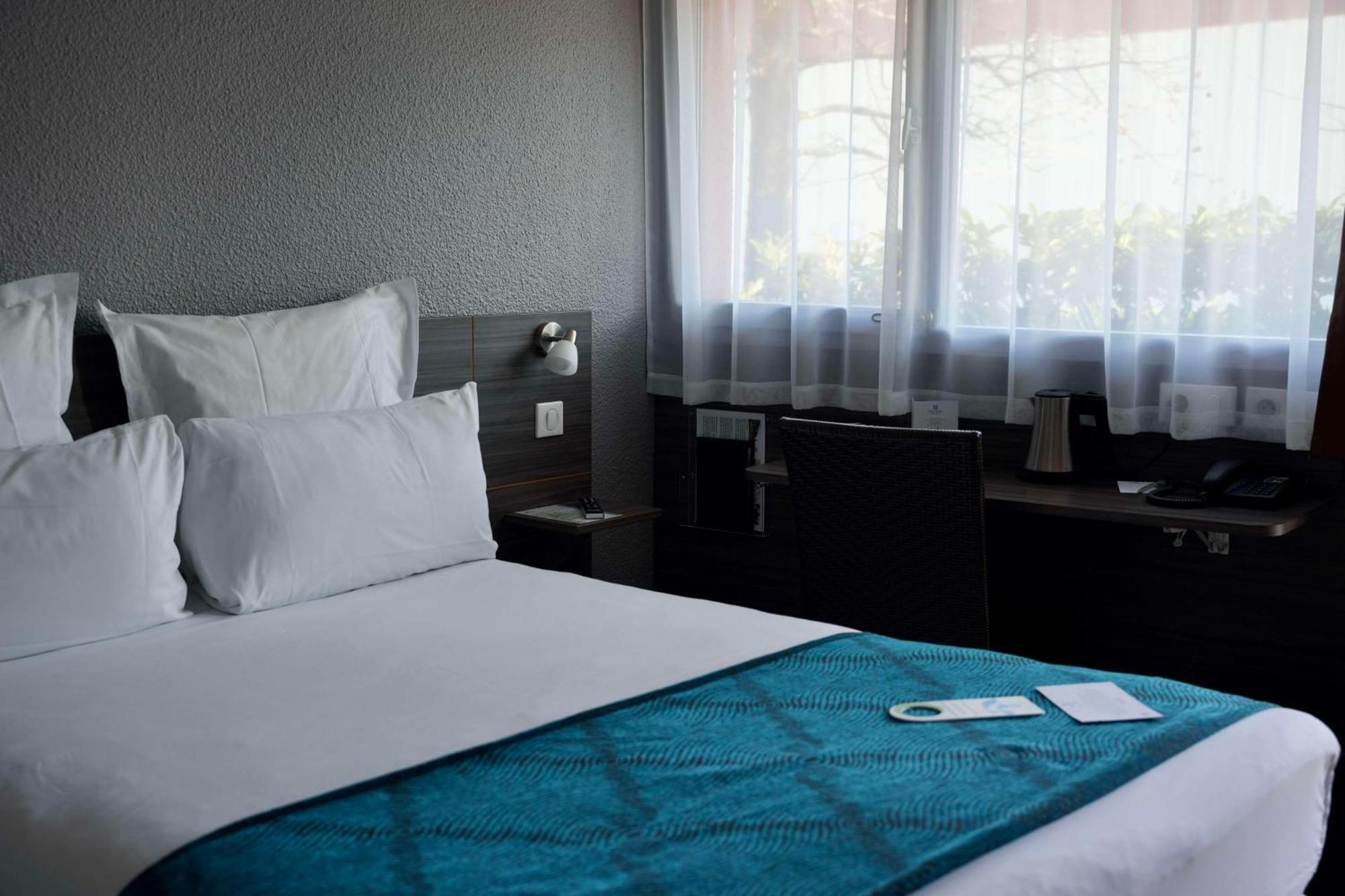 Sure Hotel By Best Western Biarritz Aeroport Exterior foto